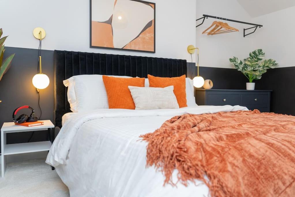 Boutique West-end Living With Bicocca Apartment Aberdeen