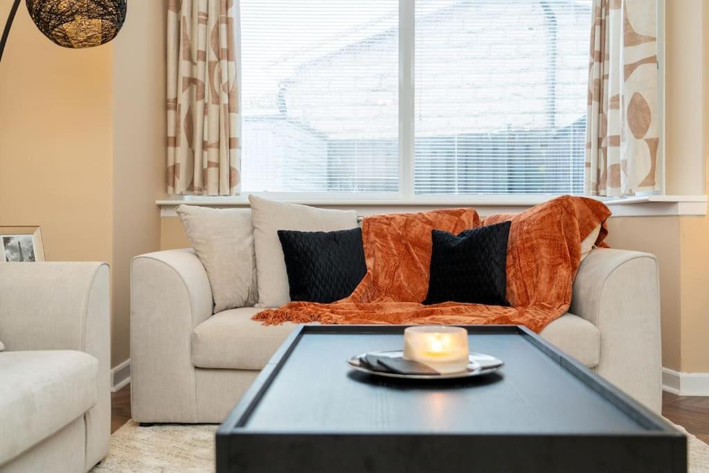 Boutique West-end Living With Bicocca *